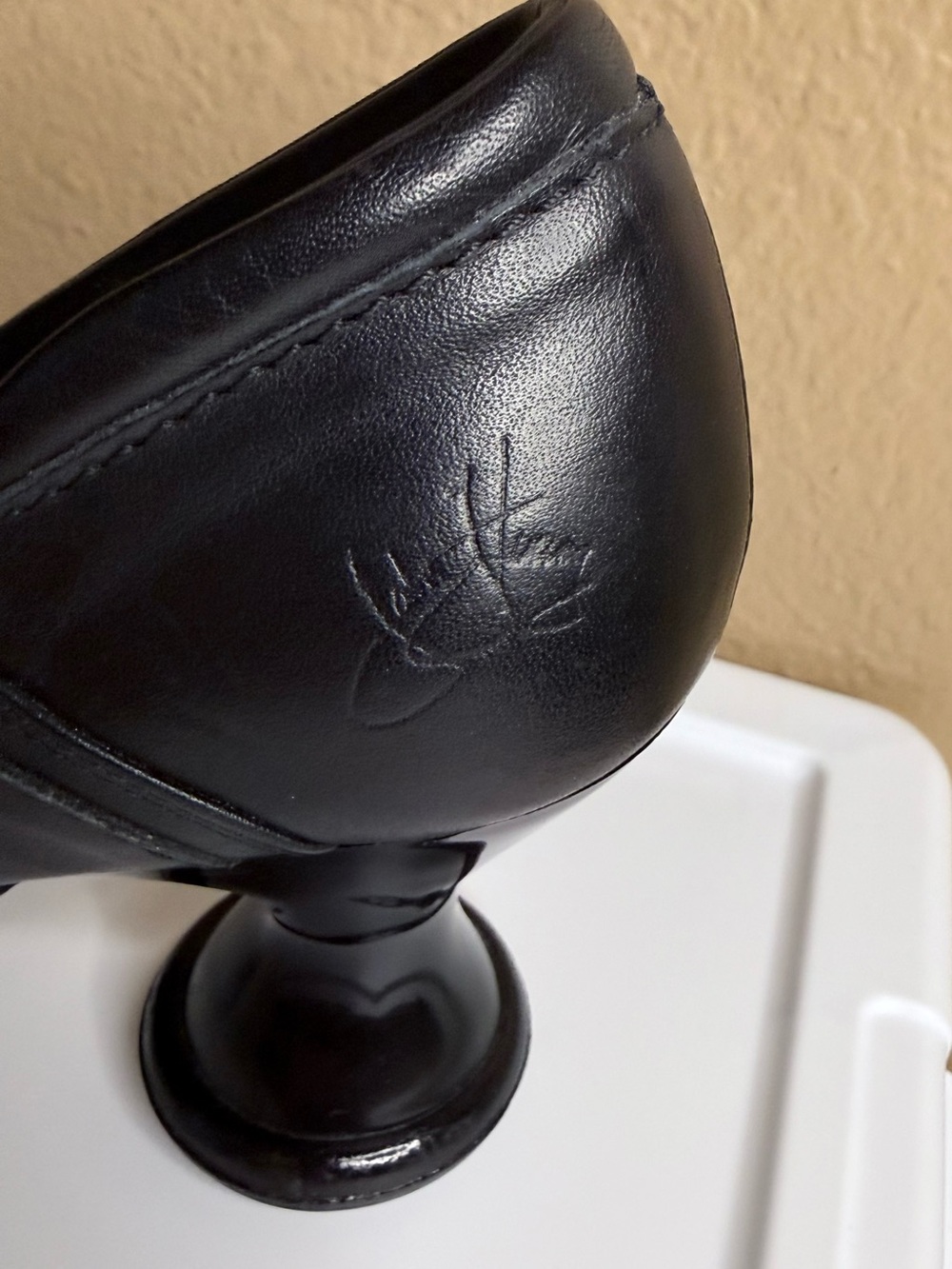 Fluevog | Mini Lily Darling | Black Leather Pump Round Toe Hourglass Heel US 6.5 - Picture 10 of 10